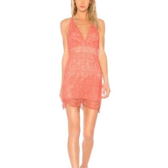 Revolve Style Stalker Melon Amelie Crochet Lace Mini Dress Sz XS NWT - Picture 1 of 13